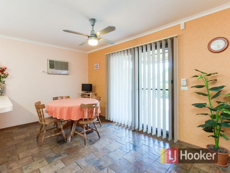 20 Springfield Crescent, Hampton Park VIC 3976