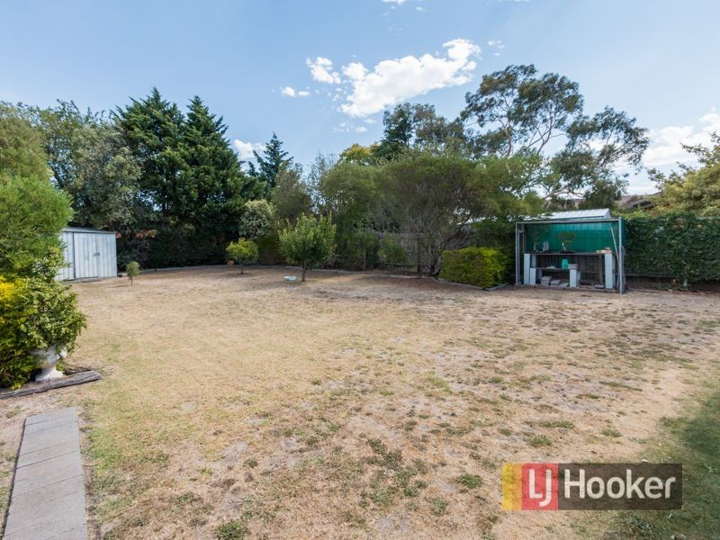20 Springfield Crescent, Hampton Park VIC 3976