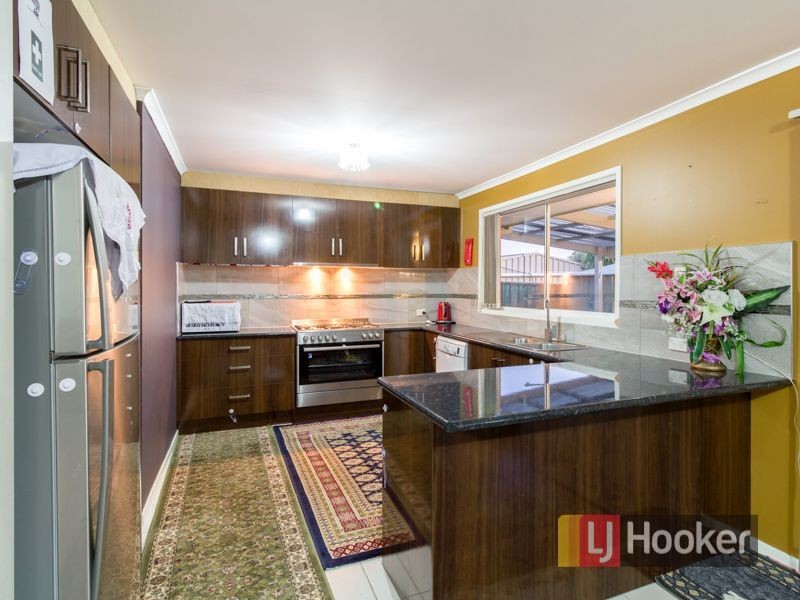 13 Lansbury Drive, Narre Warren South VIC 3805