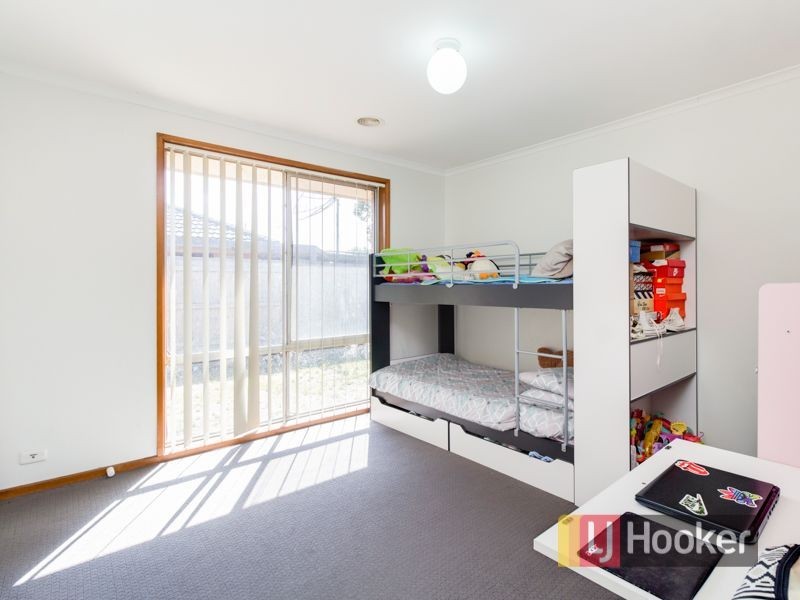 6 Hedley Place, Hampton Park VIC 3976