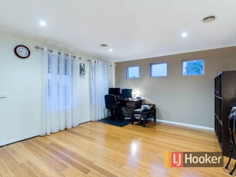 23 Silvercreek Drive, Lynbrook VIC 3975