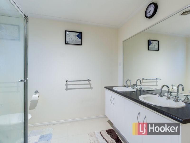 23 Silvercreek Drive, Lynbrook VIC 3975