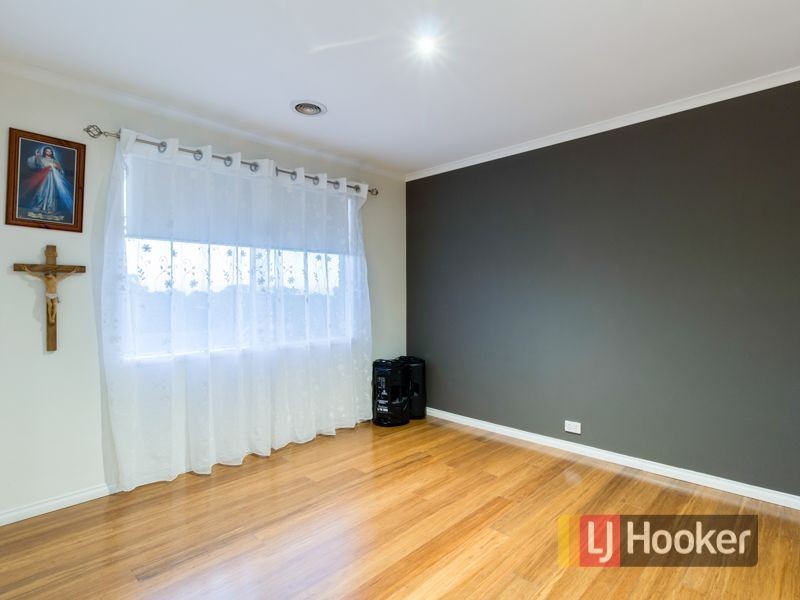 23 Silvercreek Drive, Lynbrook VIC 3975