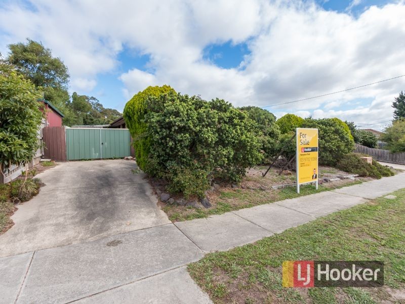 22 Kerrison Drive, Hampton Park VIC 3976