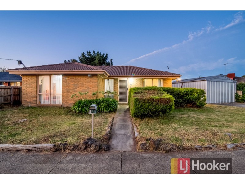 60 Strong Drive, Hampton Park VIC 3976