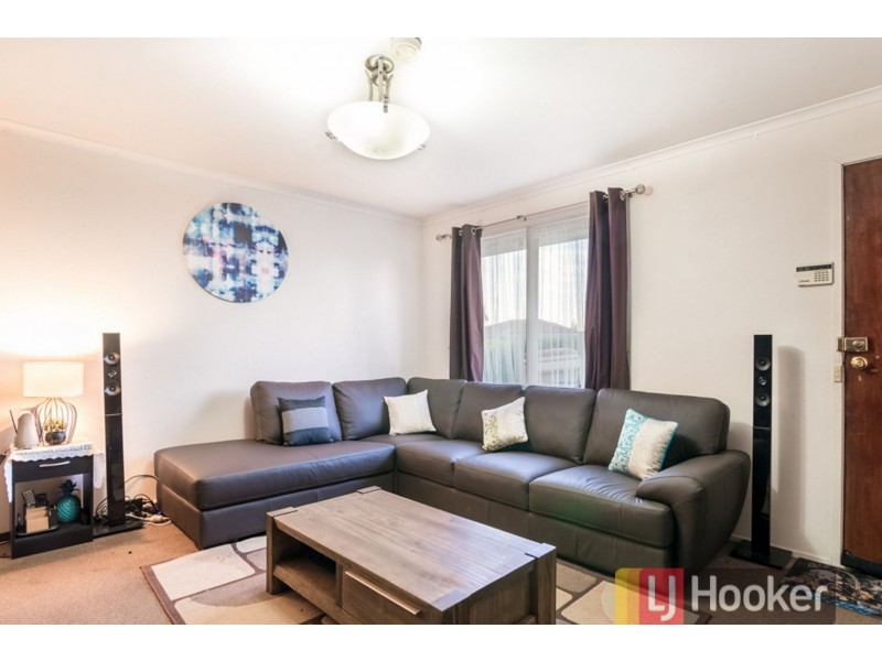 60 Strong Drive, Hampton Park VIC 3976