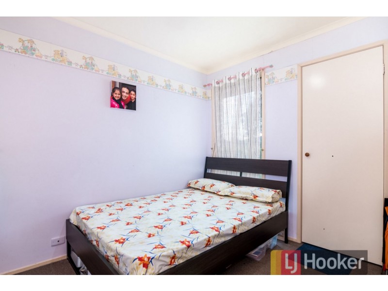 60 Strong Drive, Hampton Park VIC 3976