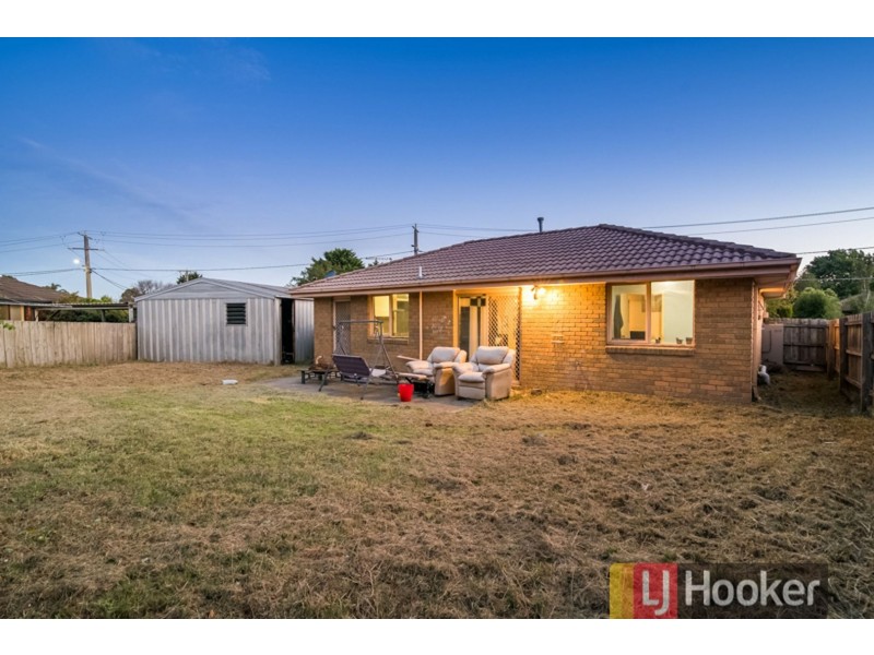 60 Strong Drive, Hampton Park VIC 3976