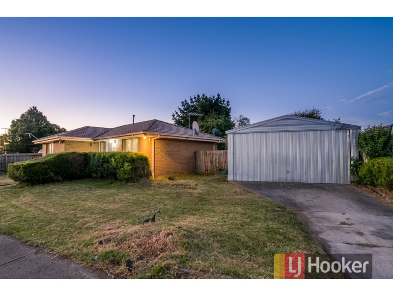 60 Strong Drive, Hampton Park VIC 3976