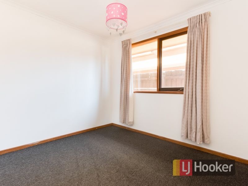 10 Simon Court, Hampton Park VIC 3976