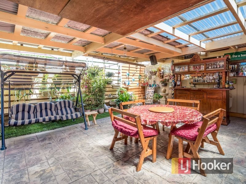 2 Hazeldean Court, Hampton Park VIC 3976