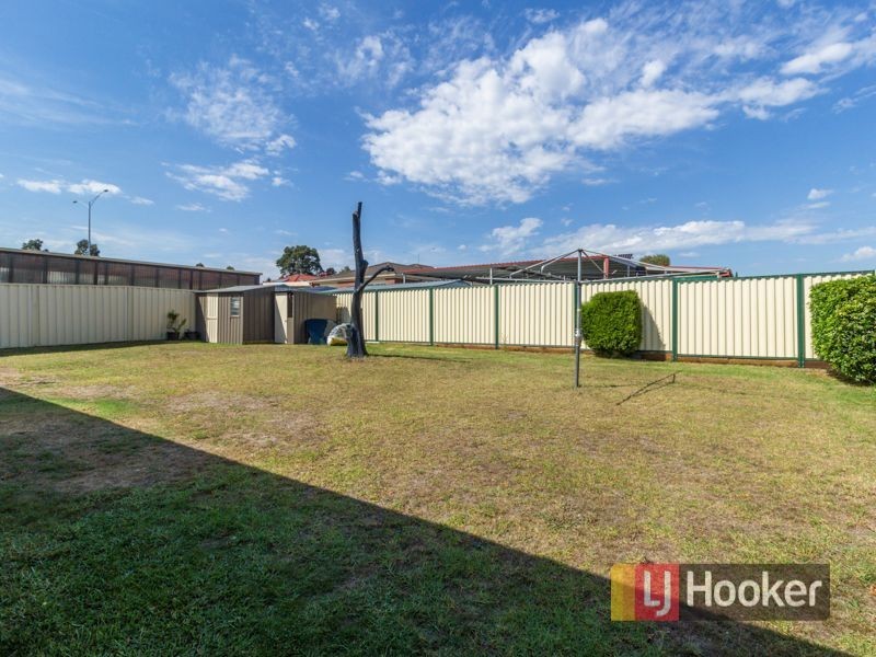 6 Cairns Road, Hampton Park VIC 3976
