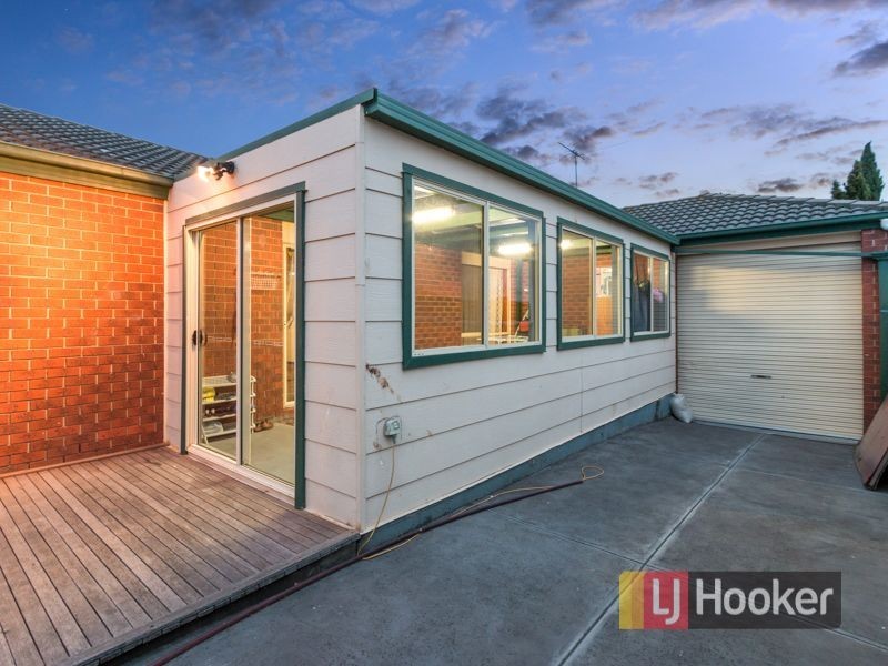 3 Forsyth Court, Cranbourne North VIC 3977
