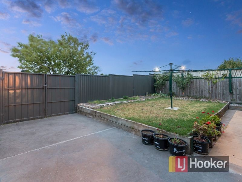 3 Forsyth Court, Cranbourne North VIC 3977
