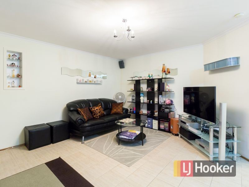 4 Weeden Crescent, Hallam VIC 3803