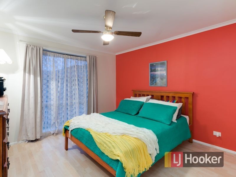 94 Warana Drive, Hampton Park VIC 3976