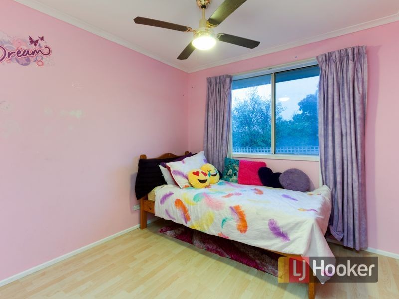 94 Warana Drive, Hampton Park VIC 3976