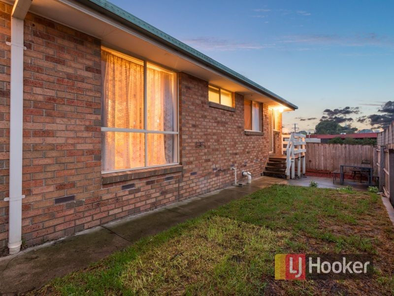 94 Warana Drive, Hampton Park VIC 3976