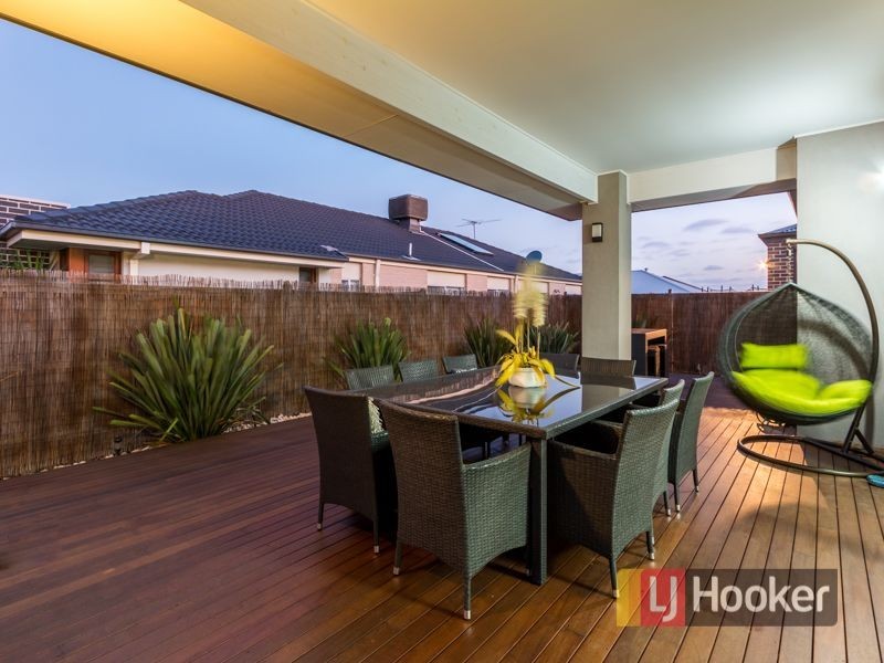 58 Evesham Street, Cranbourne North VIC 3977