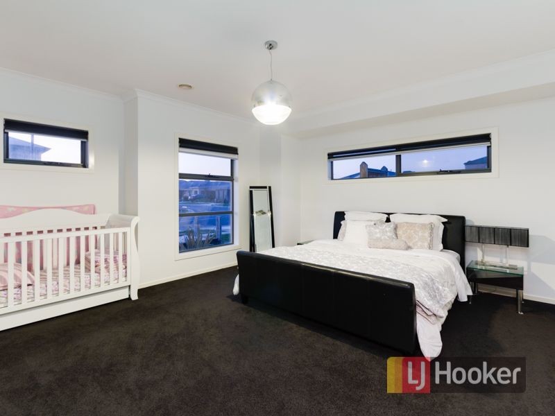 58 Evesham Street, Cranbourne North VIC 3977