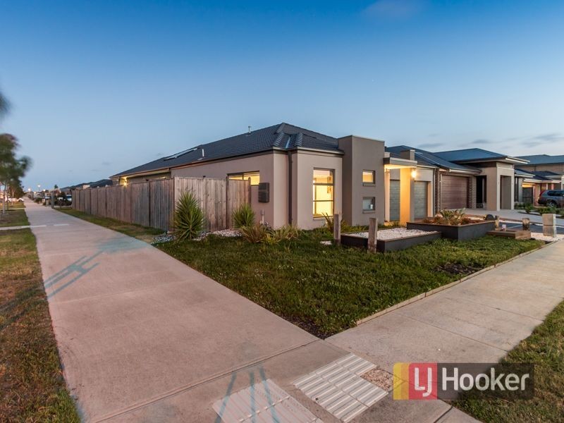 58 Evesham Street, Cranbourne North VIC 3977