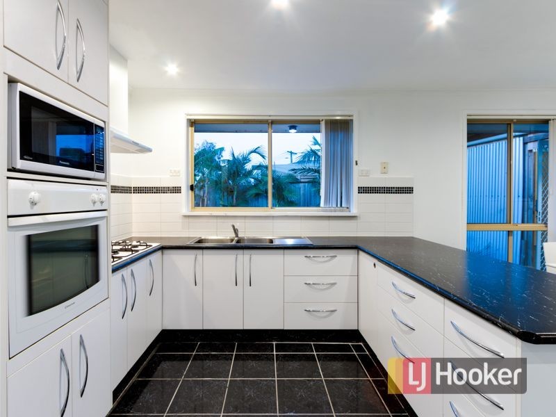 8 Cash Close, Hampton Park VIC 3976