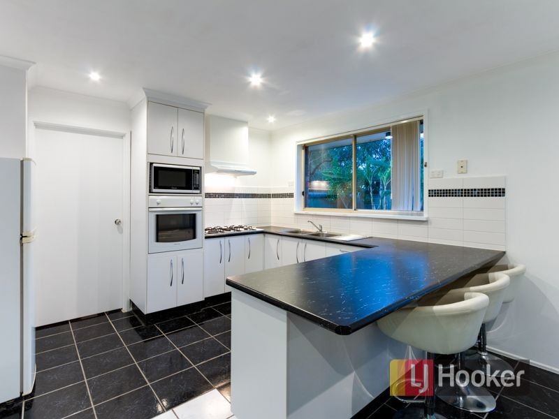 8 Cash Close, Hampton Park VIC 3976