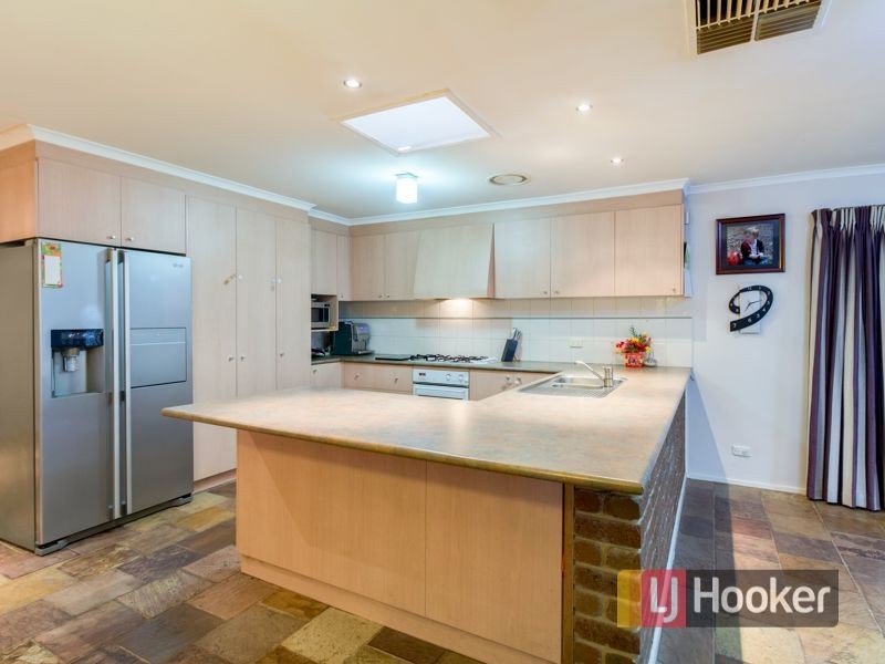 6 Cody Avenue, Hampton Park VIC 3976