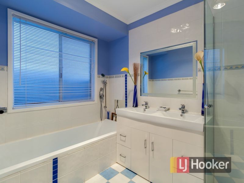 6 Cody Avenue, Hampton Park VIC 3976