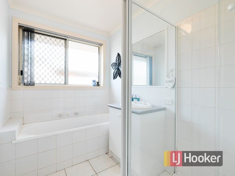 51 Raisell Road, Cranbourne West VIC 3977