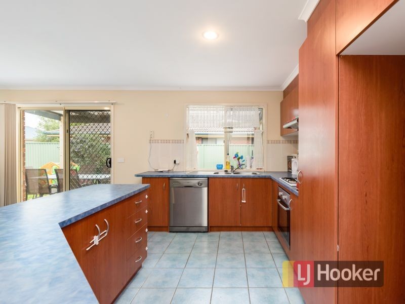13 Woodchase Court, Cranbourne East VIC 3977