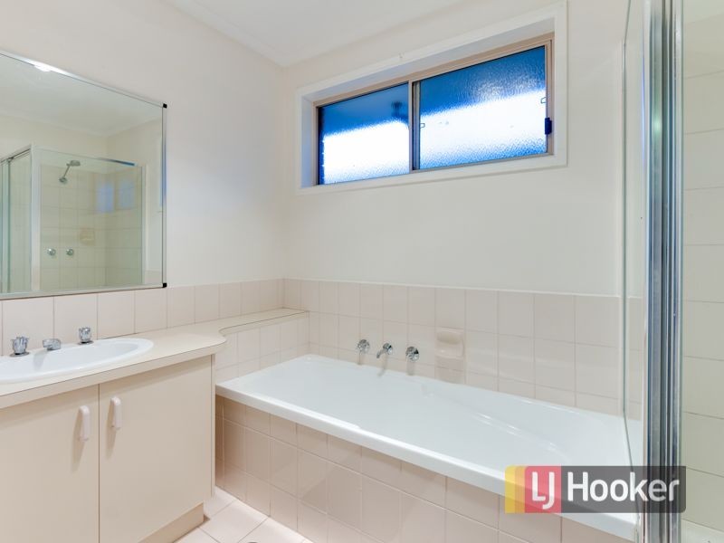 7 Kirkwood Crescent, Hampton Park VIC 3976