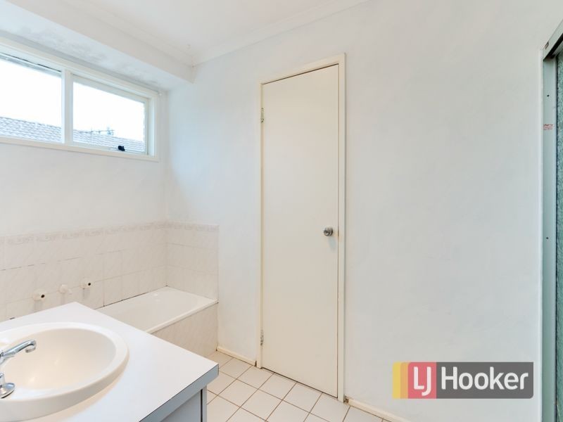 10 Canungra Close, Hampton Park VIC 3976