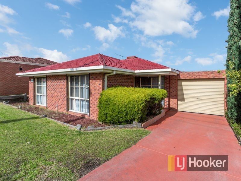 16 Warana Drive, Hampton Park VIC 3976