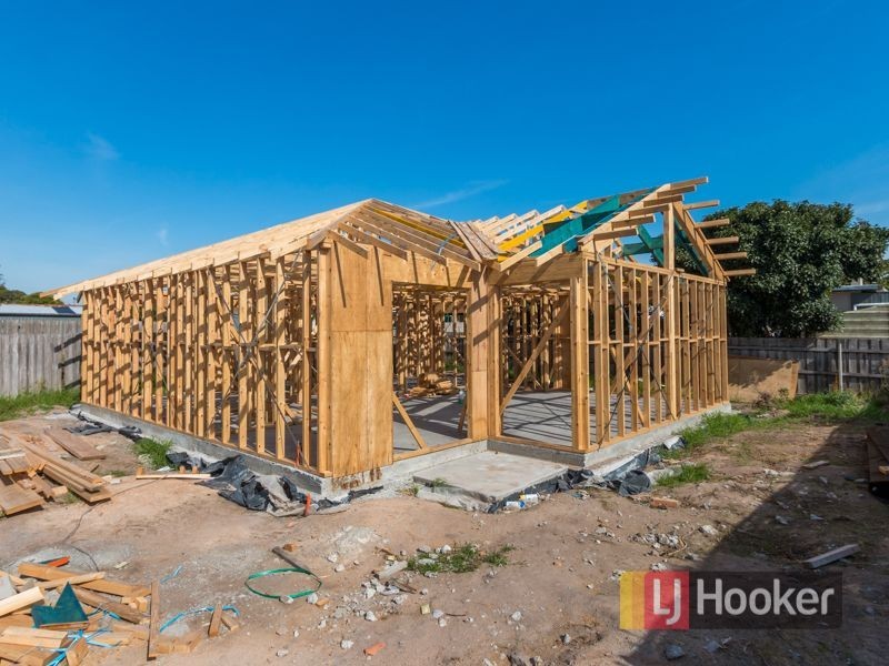 13A Parkland Avenue, Hampton Park VIC 3976