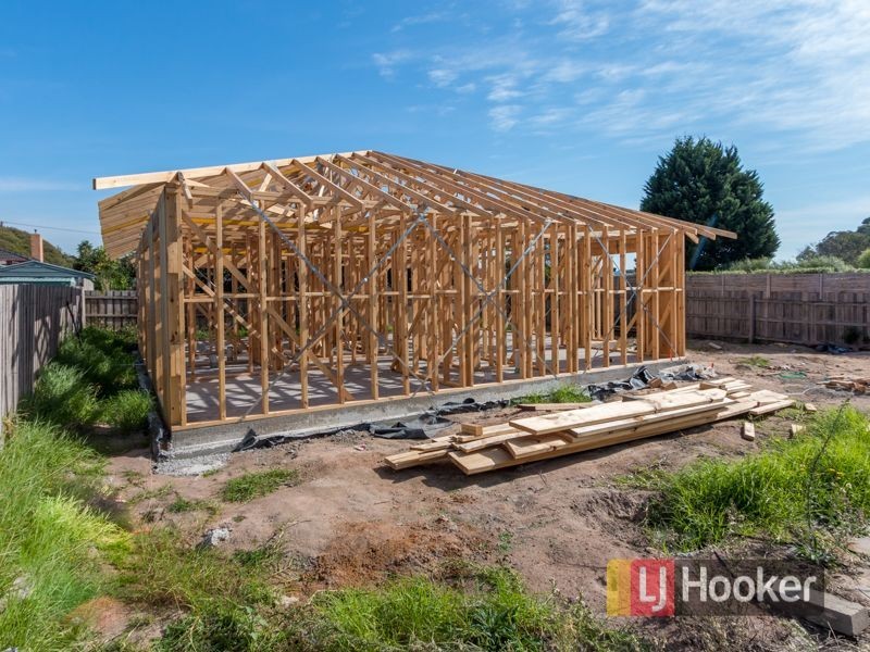 13A Parkland Avenue, Hampton Park VIC 3976