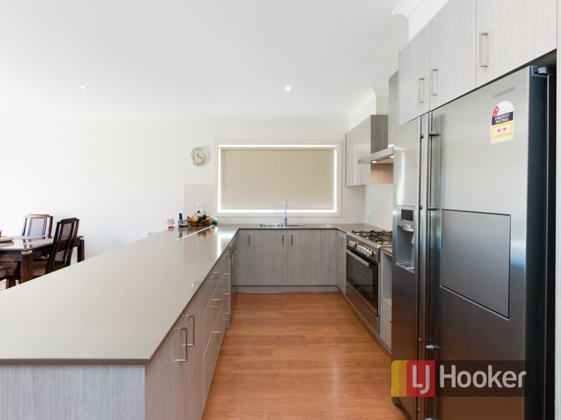 68 Fiorelli Boulevard, Cranbourne East VIC 3977