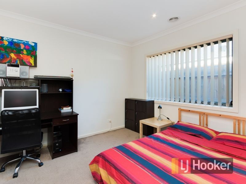 68 Fiorelli Boulevard, Cranbourne East VIC 3977