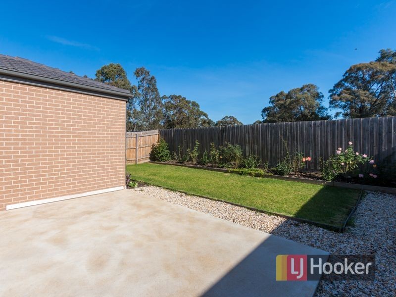 68 Fiorelli Boulevard, Cranbourne East VIC 3977