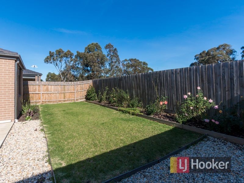 68 Fiorelli Boulevard, Cranbourne East VIC 3977