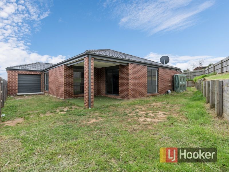 5 Bando Court, Hampton Park VIC 3976