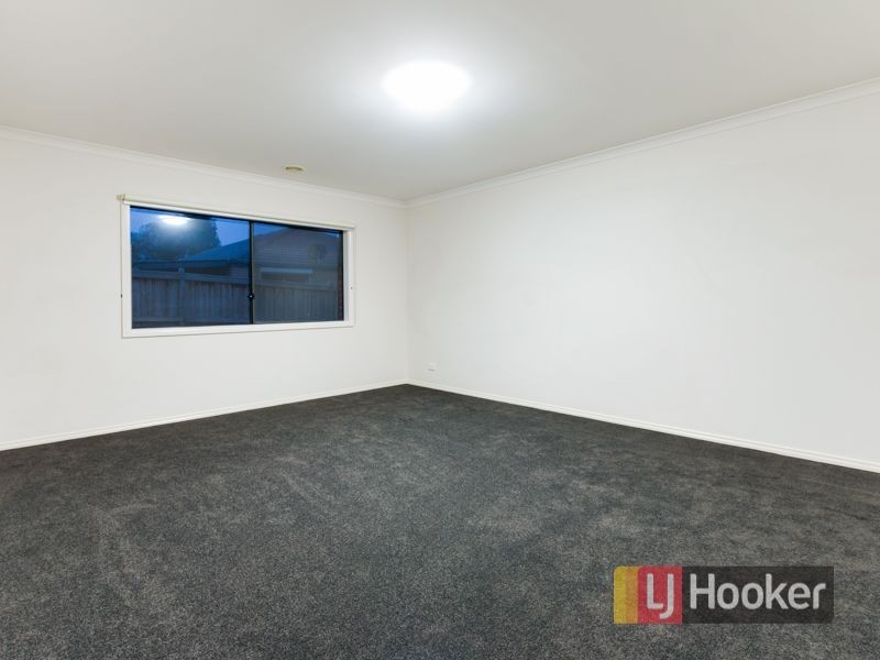 42 Tobin Way, Lyndhurst VIC 3975