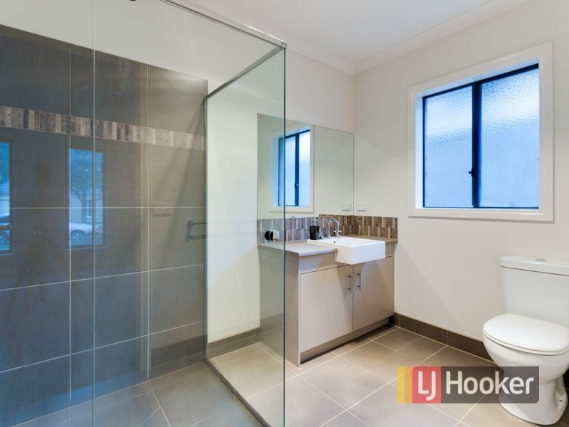 42 Tobin Way, Lyndhurst VIC 3975