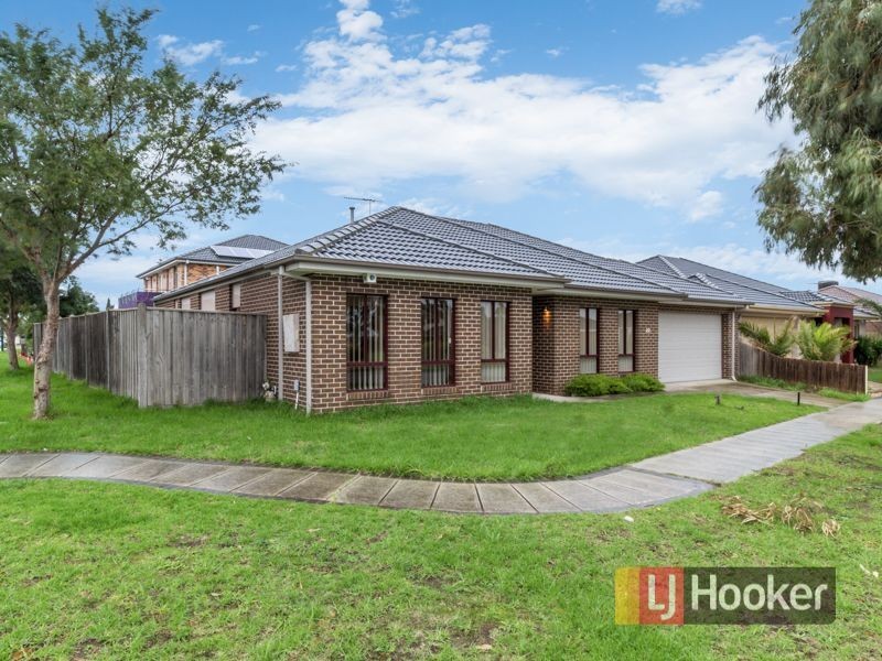 22 Hal Porter Terrace, Lynbrook VIC 3975