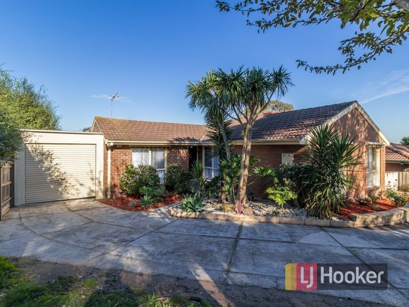 22 The Grange, Hampton Park VIC 3976