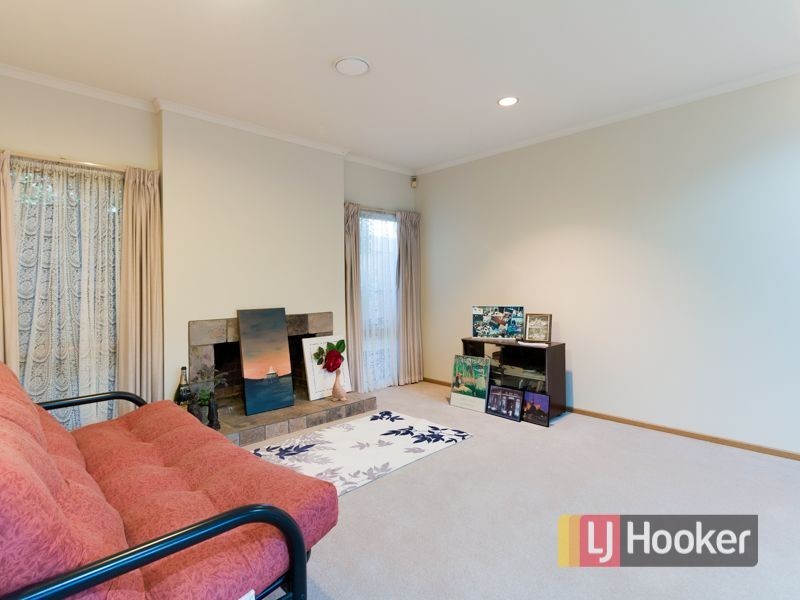 4 Raphael Street, Hallam VIC 3803