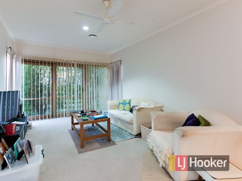 4 Raphael Street, Hallam VIC 3803