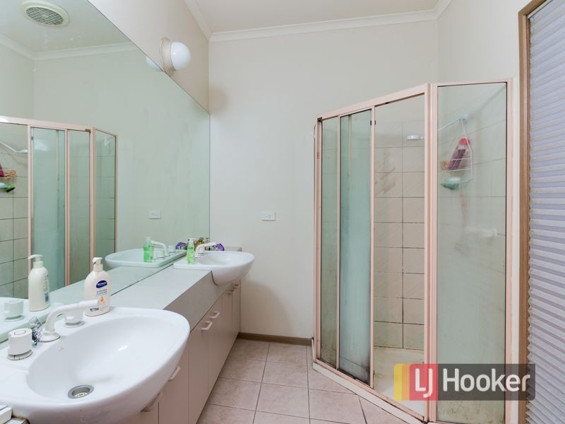 4 Raphael Street, Hallam VIC 3803
