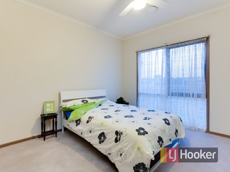 4 Raphael Street, Hallam VIC 3803