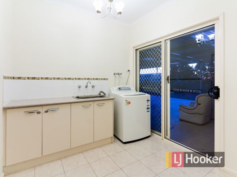 9 Grosvenor Place, Narre Warren North VIC 3804